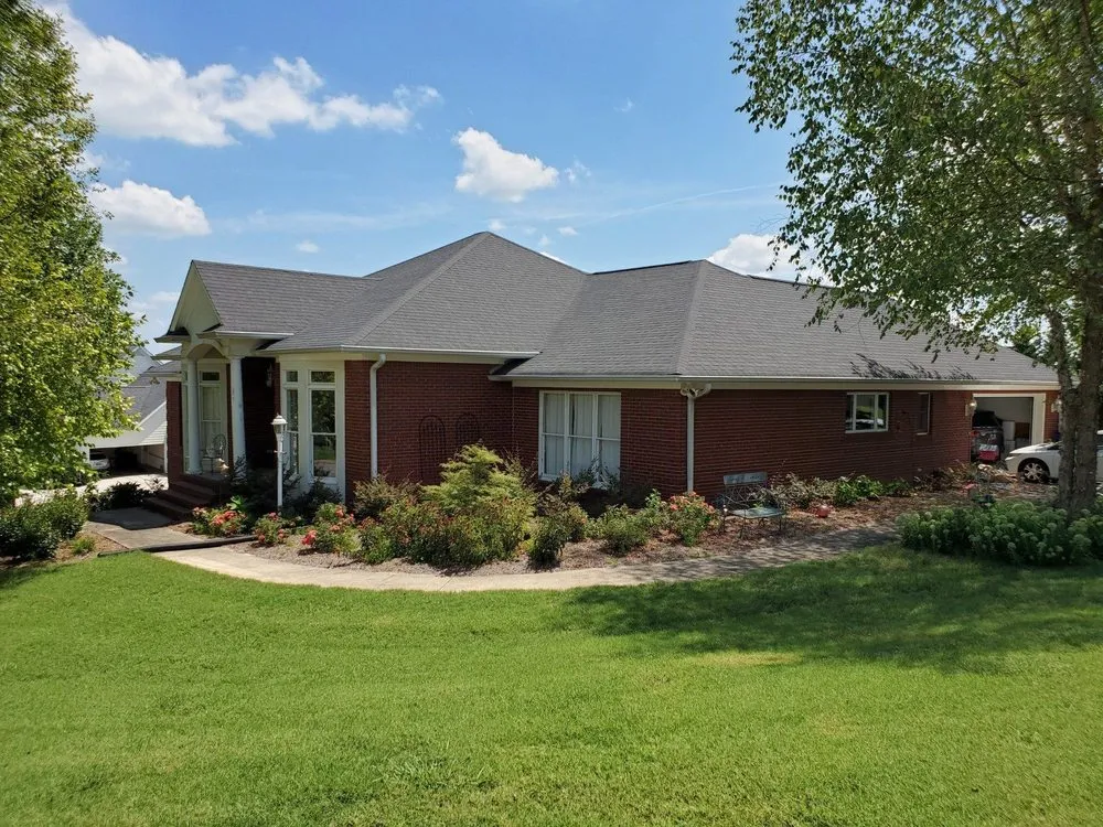 Slide of Four Seasons Roofing and Exteriors