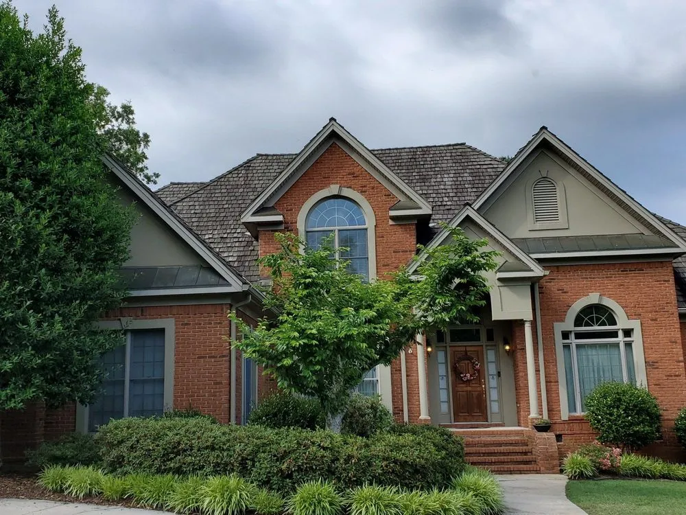 Slide of Four Seasons Roofing and Exteriors