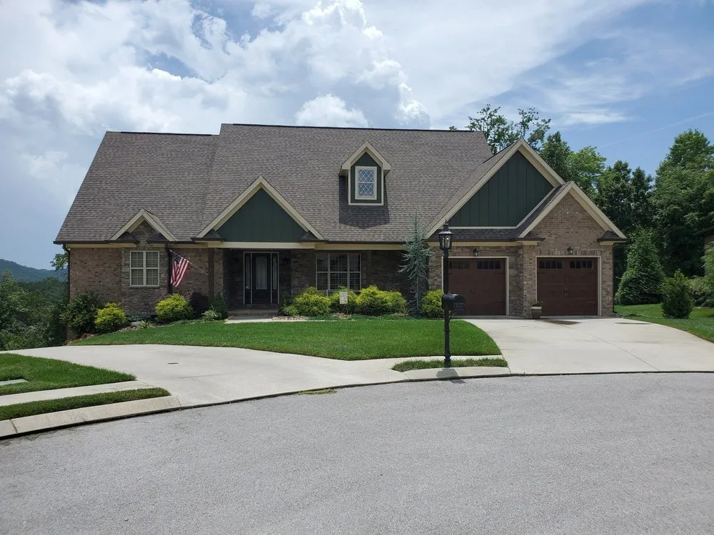 Slide of Four Seasons Roofing and Exteriors