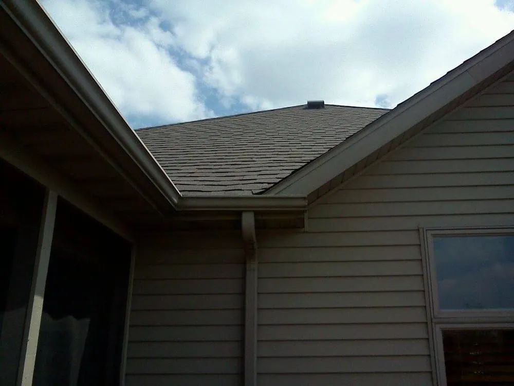 Slide of Four Square Roof Cleaning