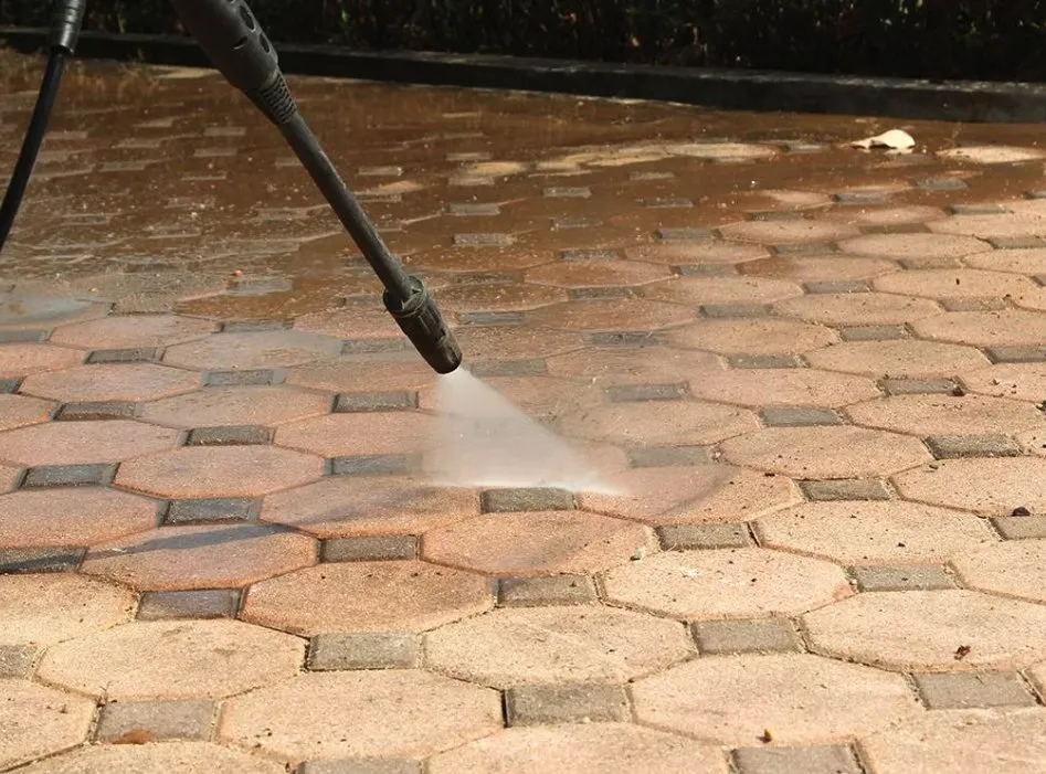 Slide of Fourseasons Masonry and Roofing