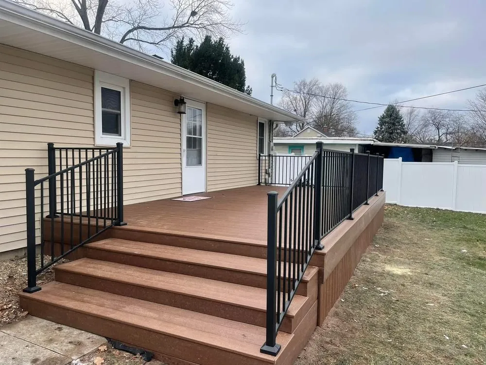 Slide of Fourth Street Roofing