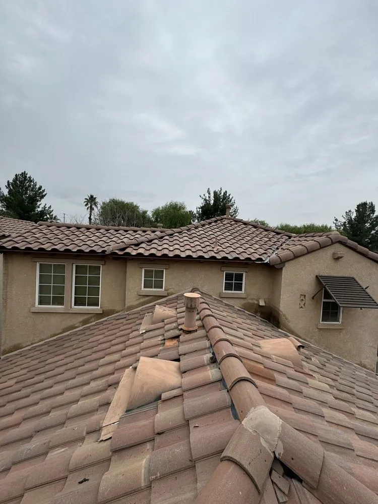 Slide of Foute Roofing