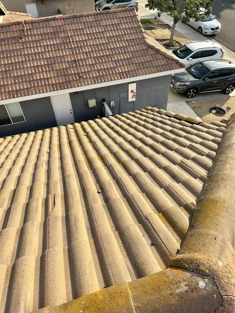 Slide of Foute Roofing