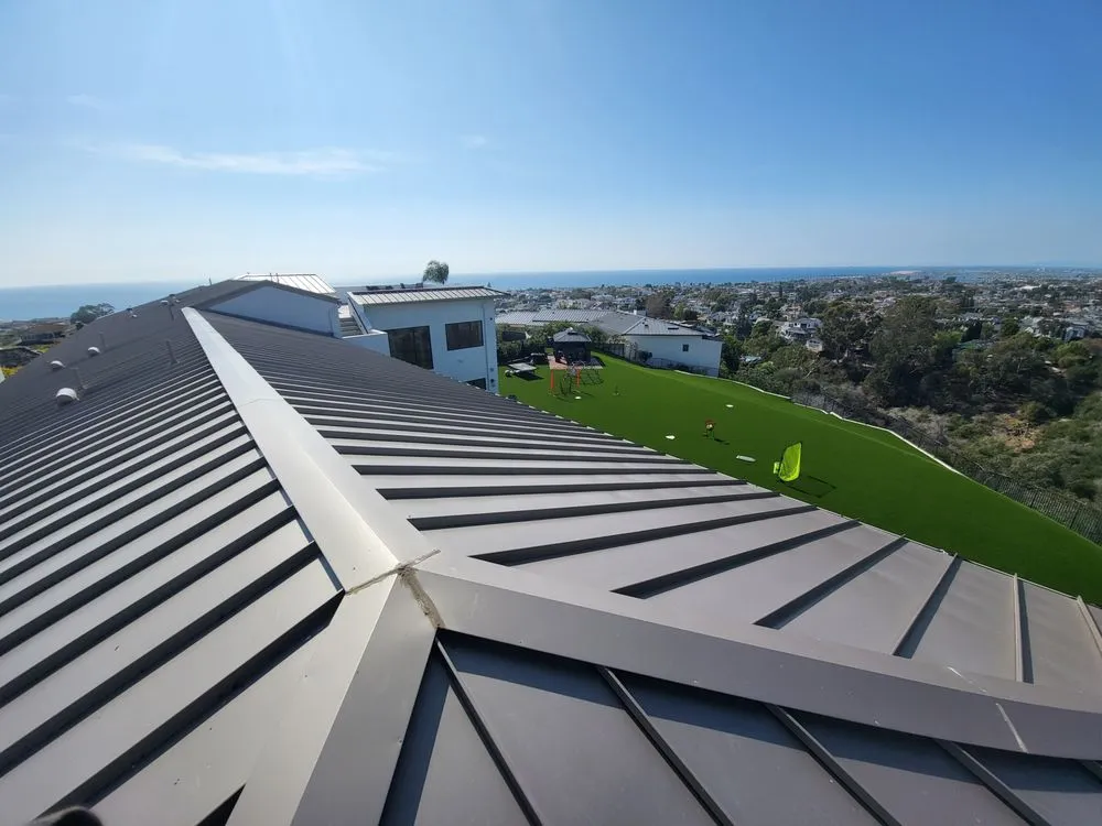 Slide of Fox Roofing