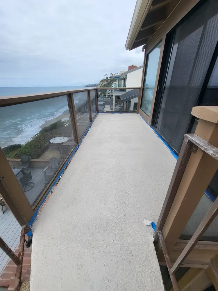 Slide of Fox Roofing