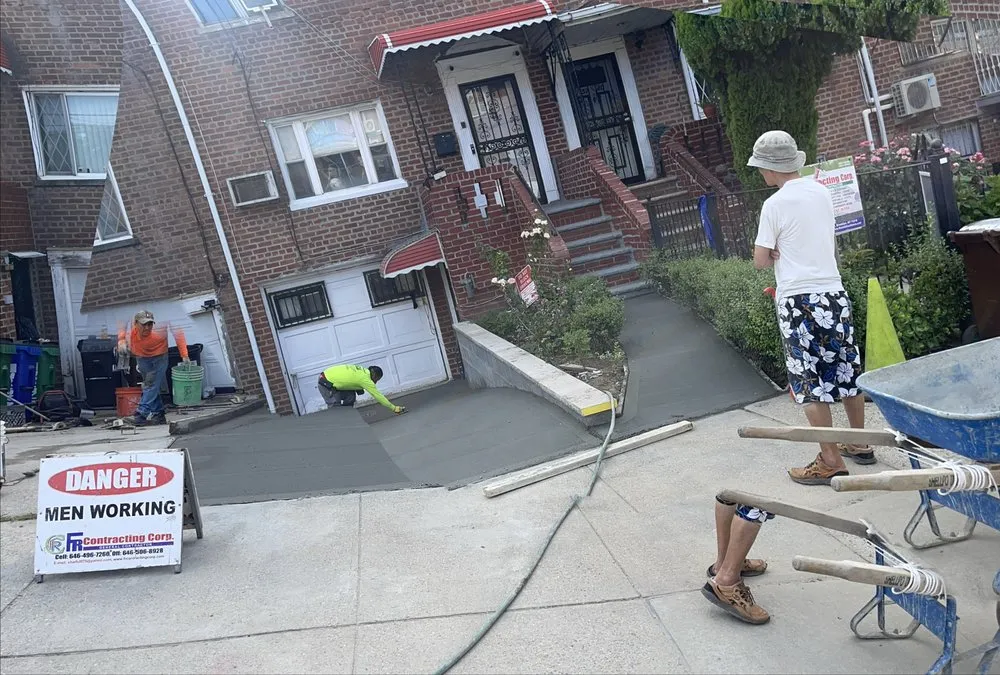 Slide of Fr Contracting