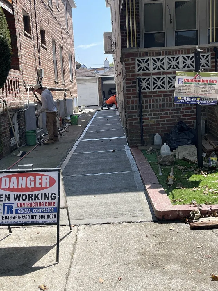 Slide of Fr Contracting