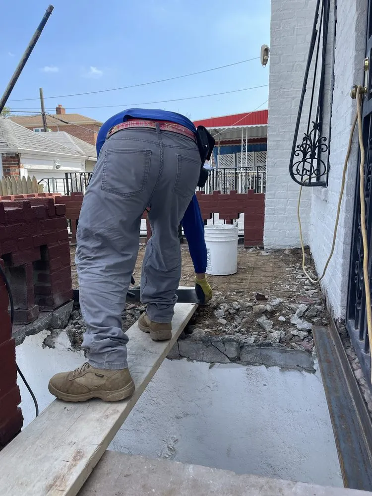 Slide of Fr Contracting