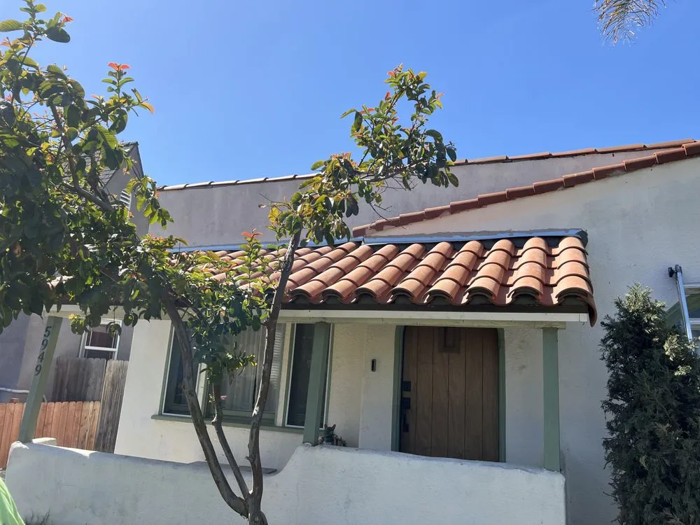 Slide of Fraijo Roofing