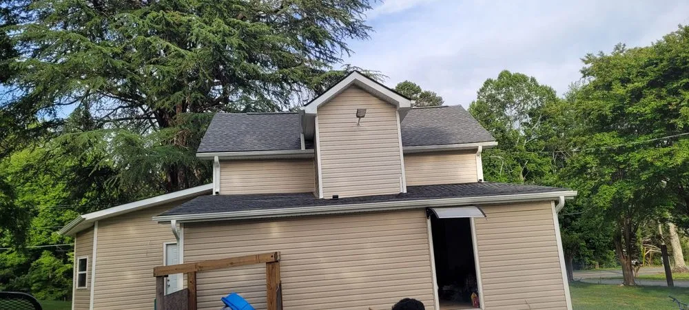 Slide of Francisco's roofing &gutter