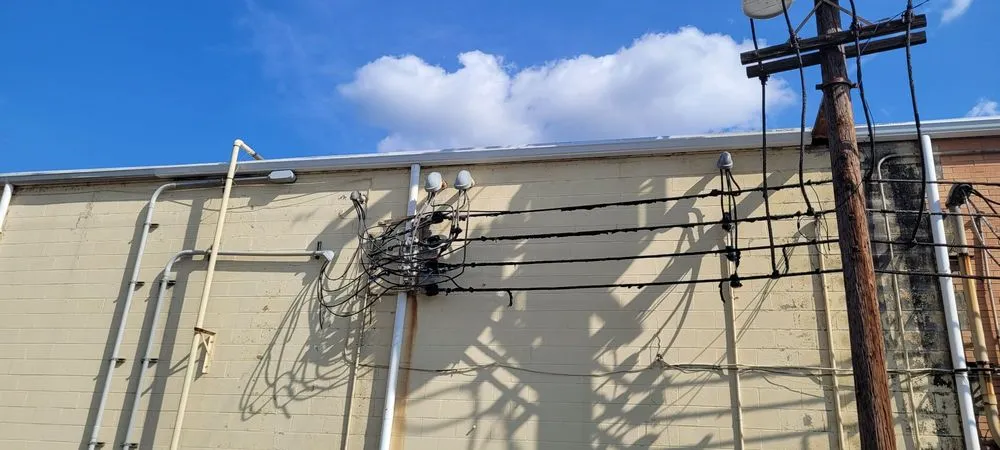 Slide of Francisco's roofing &gutter