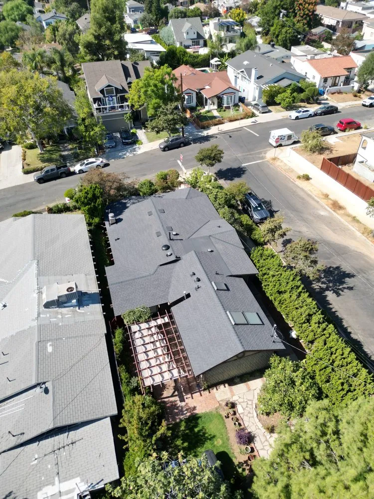 Slide of Francisco's Roofing