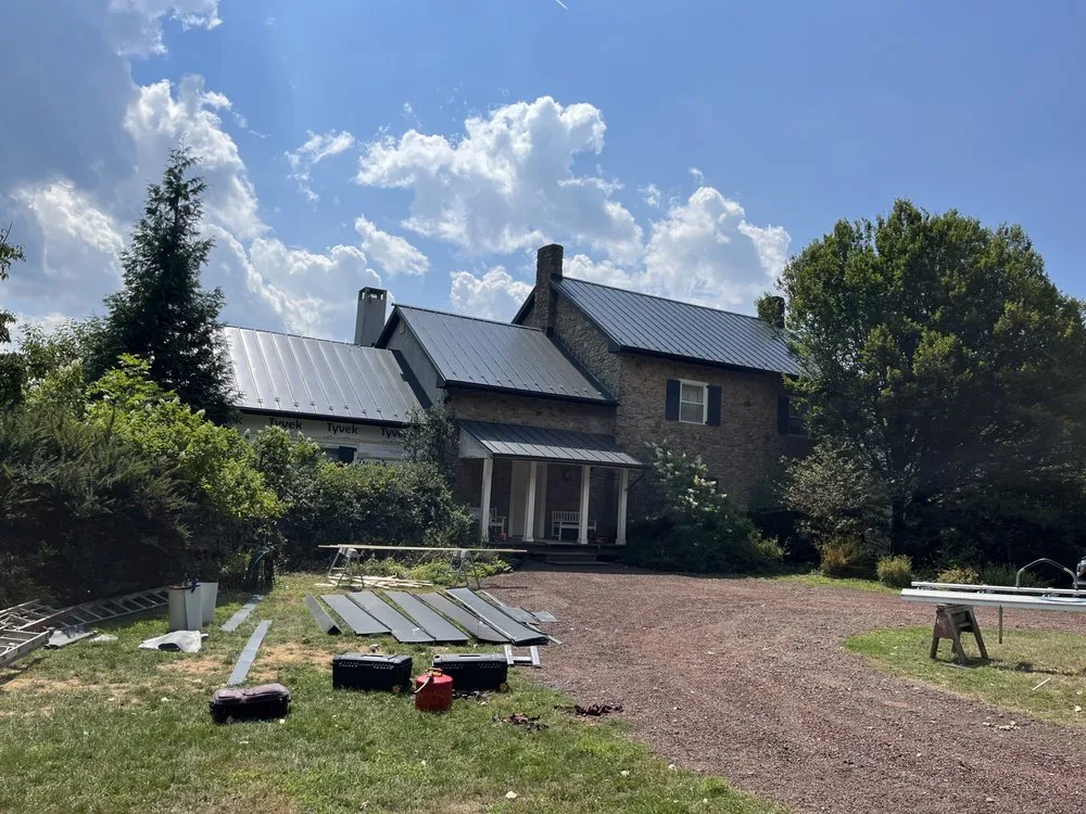 Top-rated residential roofing service in Pipersville, PA by Franco Roofing