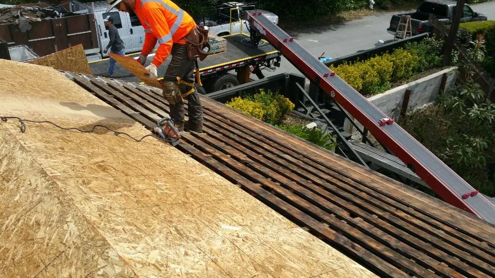 Slide of Franco Roofing