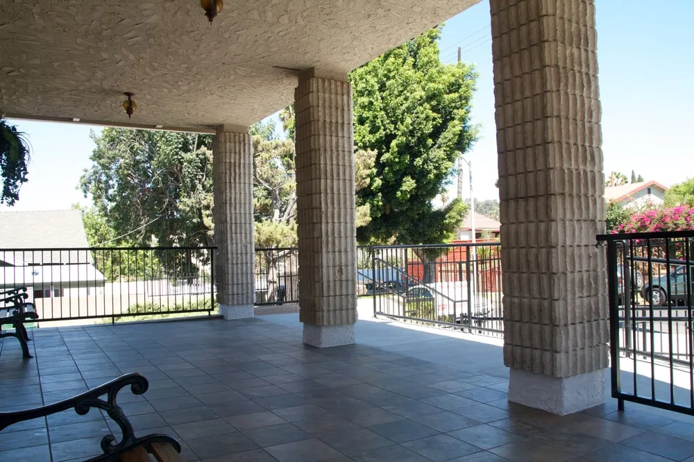 Slide of Frank Londono Construction