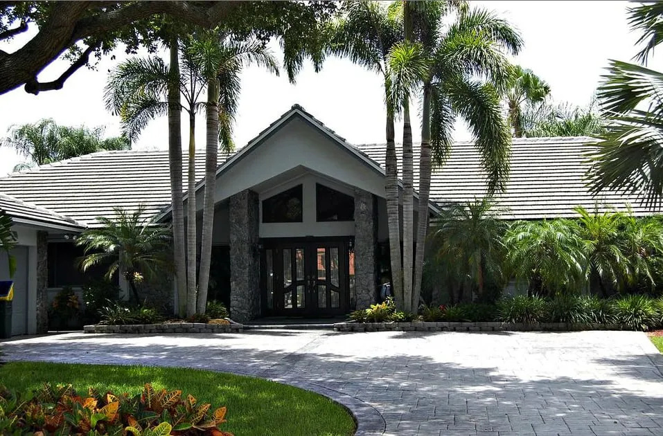 Slide of Frank Seeber Roofing