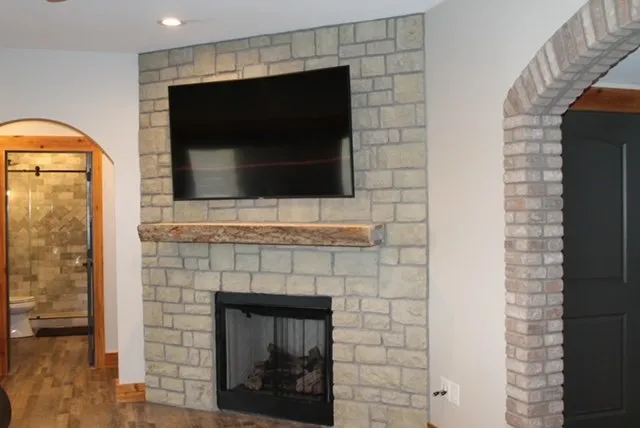 Slide of Franklin Remodeling