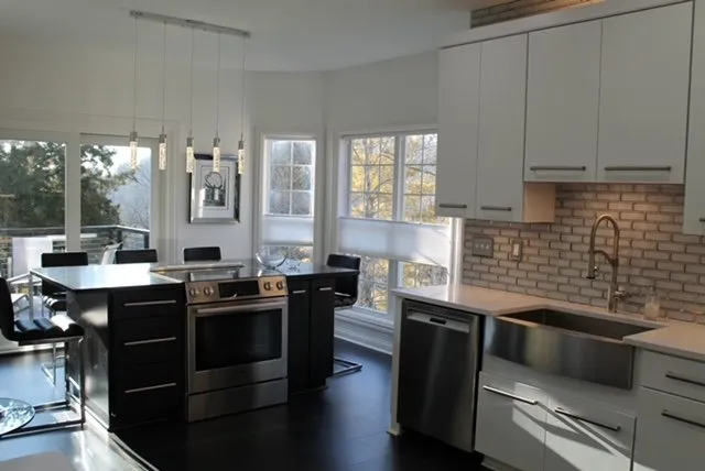 Slide of Franklin Remodeling