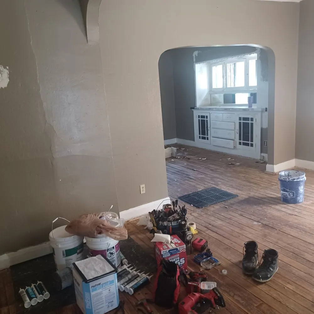 Slide of Frank's Handyman Services