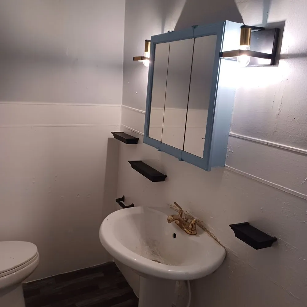 Slide of Frank's Handyman Services