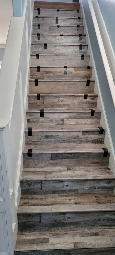 Slide of Fran's Home Maintenance Services