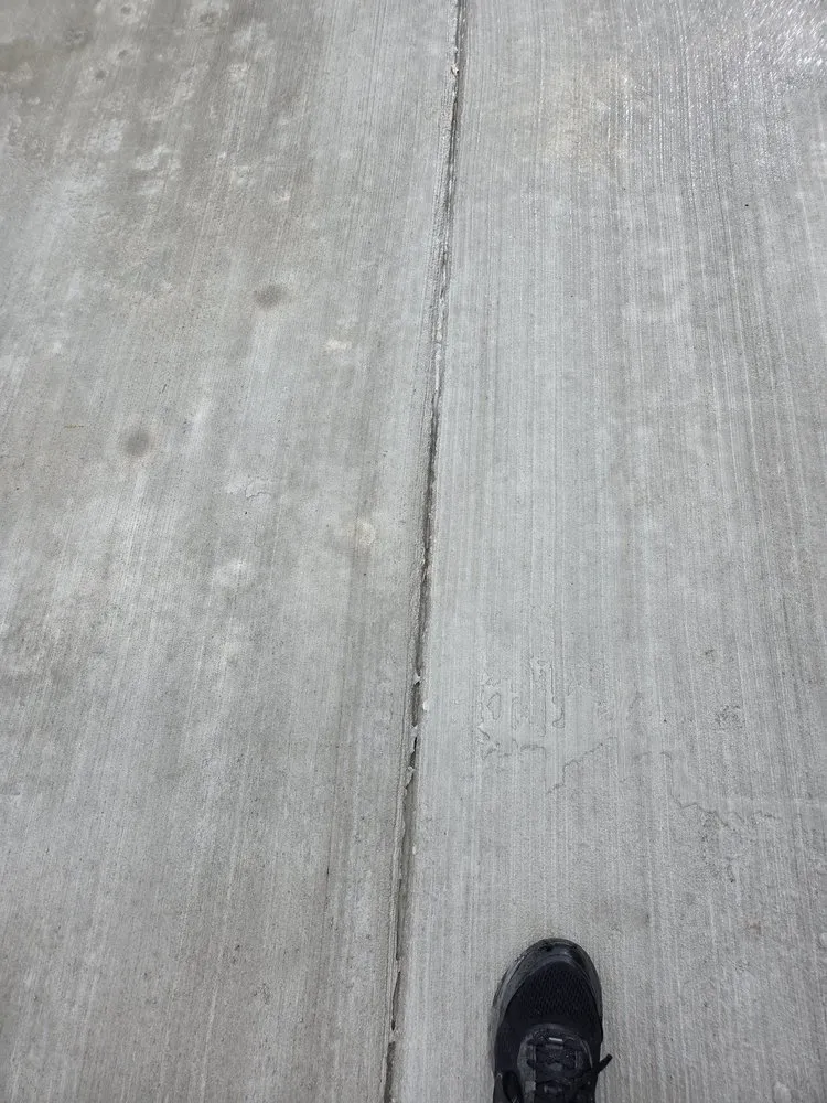 Slide of Fredd Construction