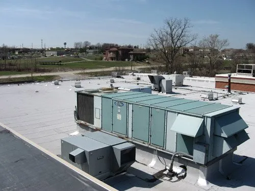 Licensed roof installation in St. Louis, MO - Frederic Roofing Company