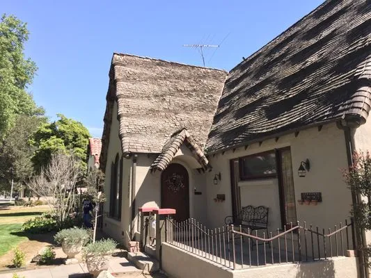 Frederick-Richardson Roofing & Construction Logo