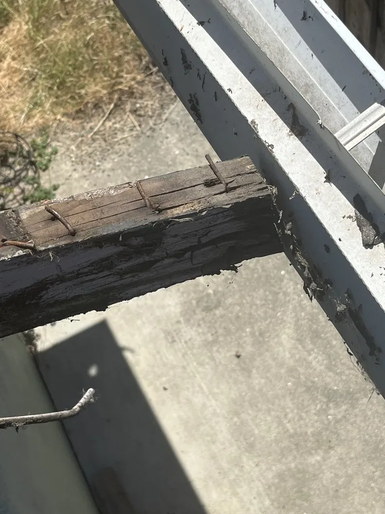 Slide of Fredy's Roofing