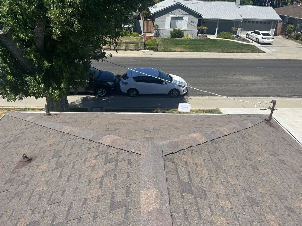 Slide of Fredy's Roofing