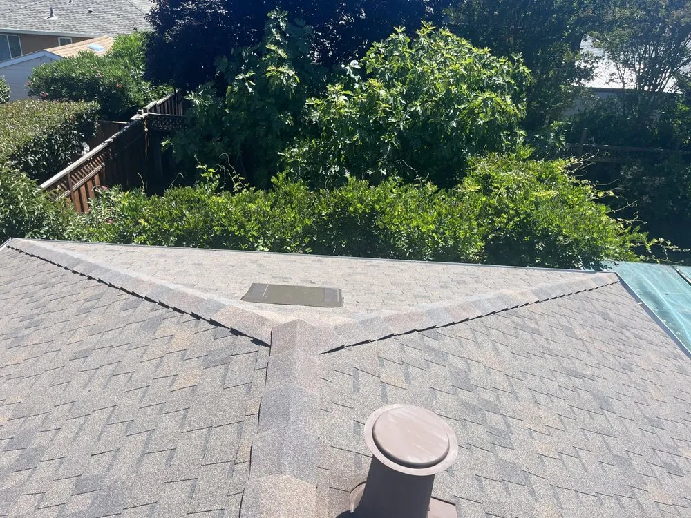 Slide of Fredy's Roofing