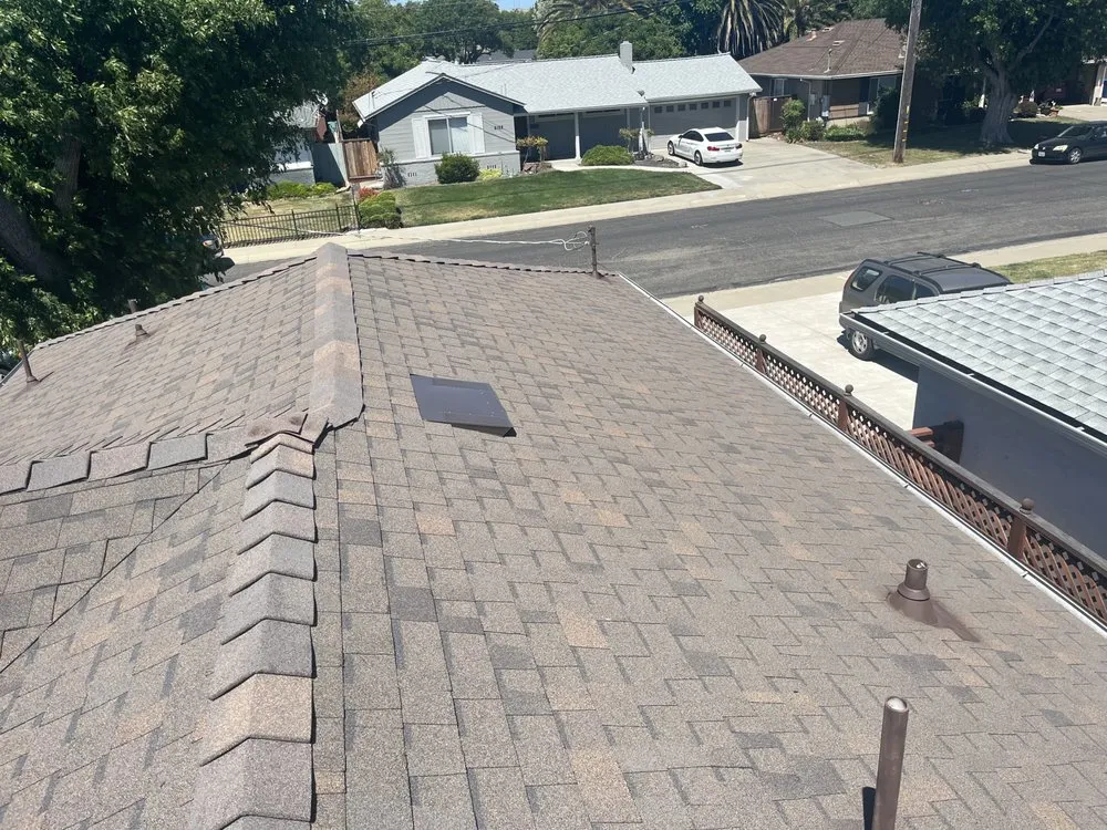 Slide of Fredy's Roofing