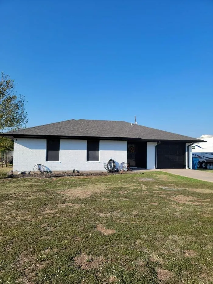 Reliable roof replacement in Valley View, TX - Freedom Custom Homes