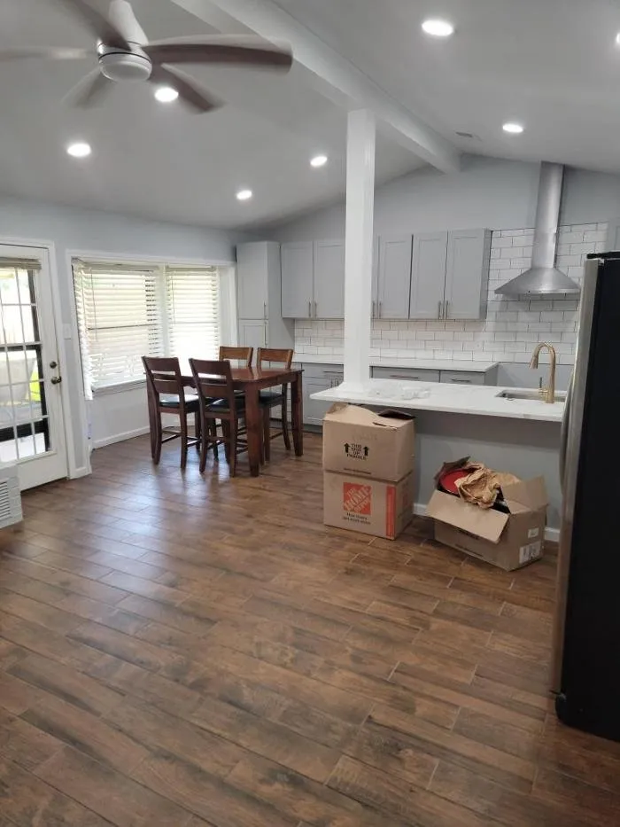 Top-rated roof replacement experts serving Valley View, TX - Freedom Custom Homes