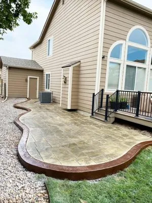 Freedom Deck Builders Logo