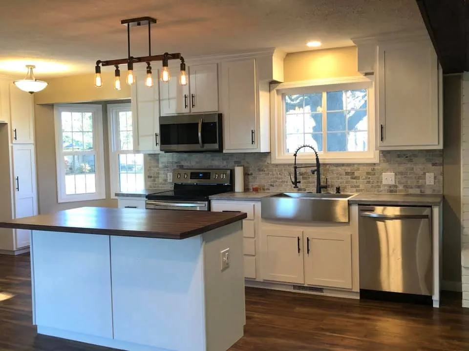 Slide of Freedom Home Crafters