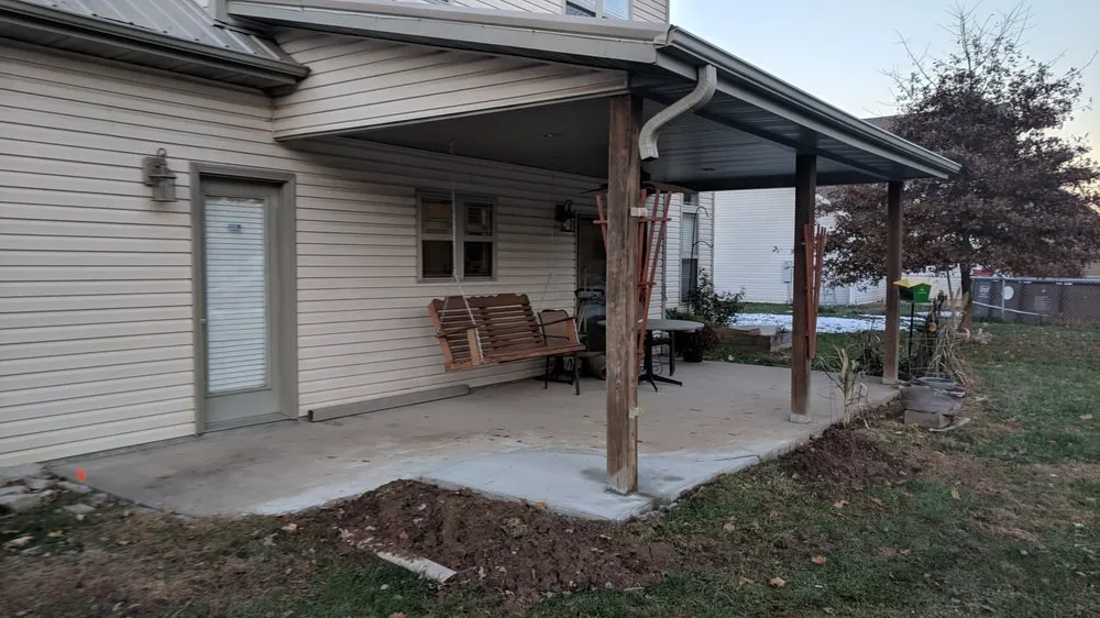 Slide of Freedom Home Crafters