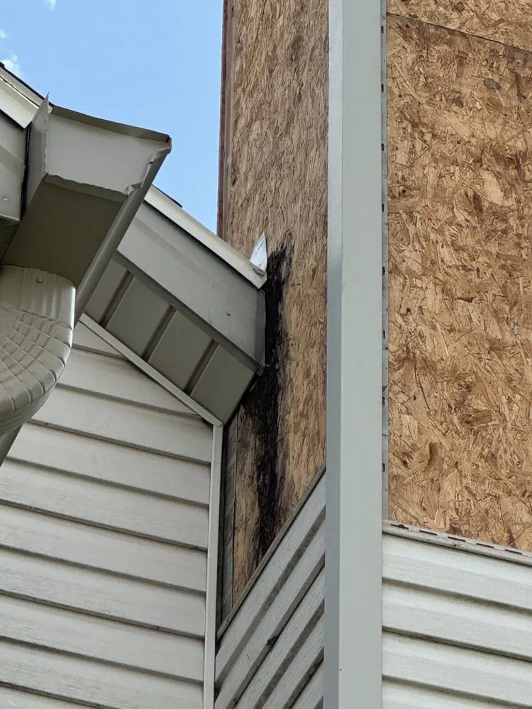 Slide of Freedom Roofing Windows and Siding