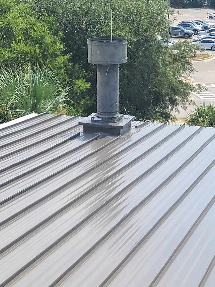 Slide of Freeman Roofing