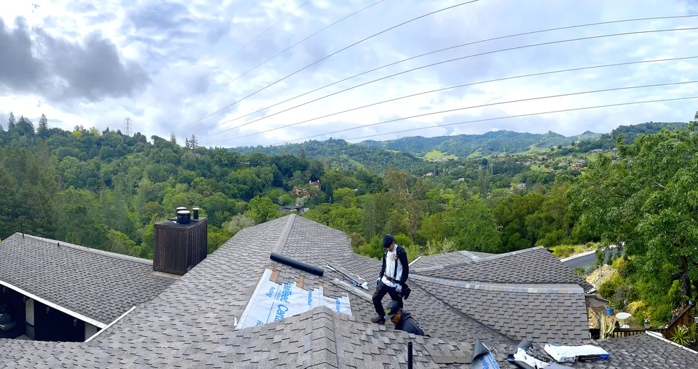 Slide of Freeman Roofing