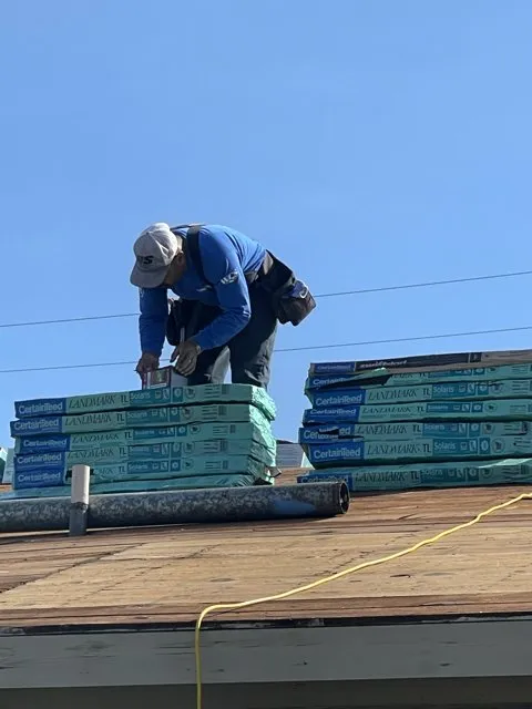 Slide of Freeman Roofing