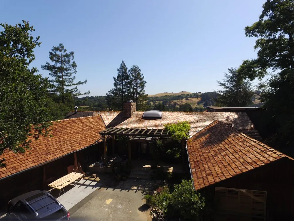 Slide of Freeman Roofing