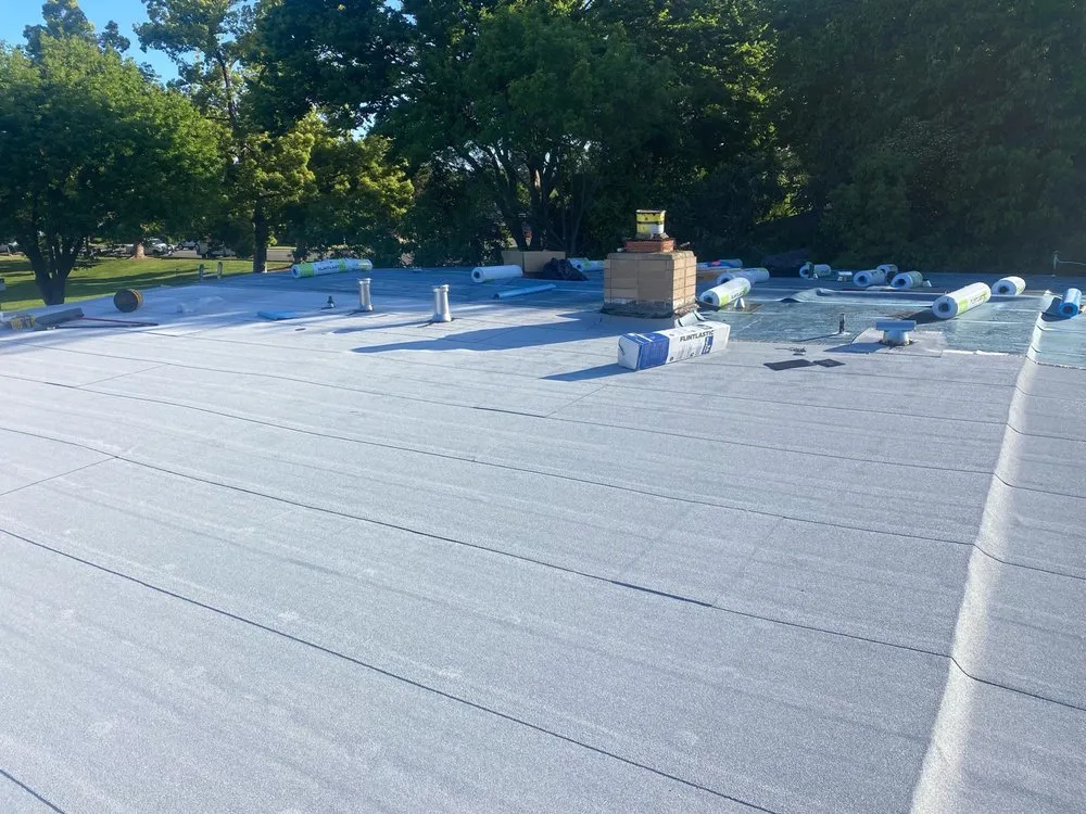 Slide of Freeman Roofing