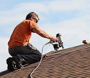 Emergency shingle roofing service experts serving Butler, KY - Freeze's Roofing And Chimney Sweep Services