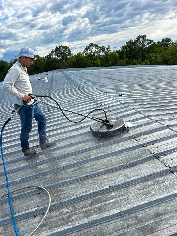 Slide of Friendship Roofing & Coating