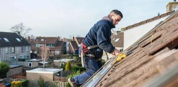 Slide of Frontenac Roofing & Construction