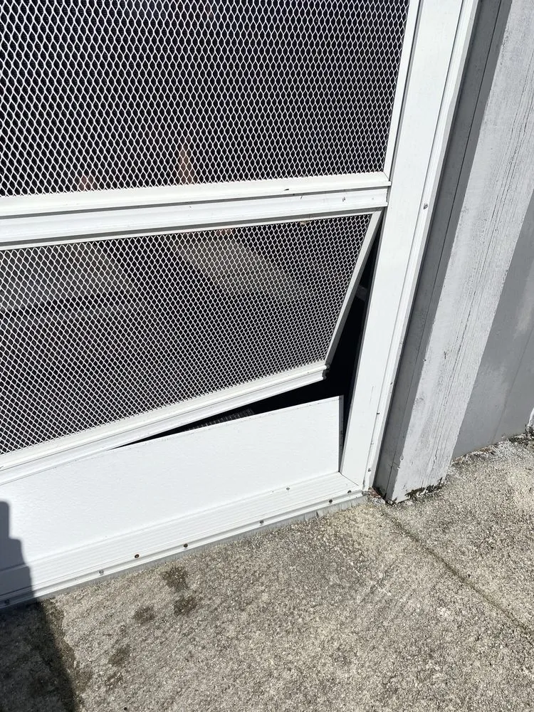 Slide of Frontera Steve Roofing