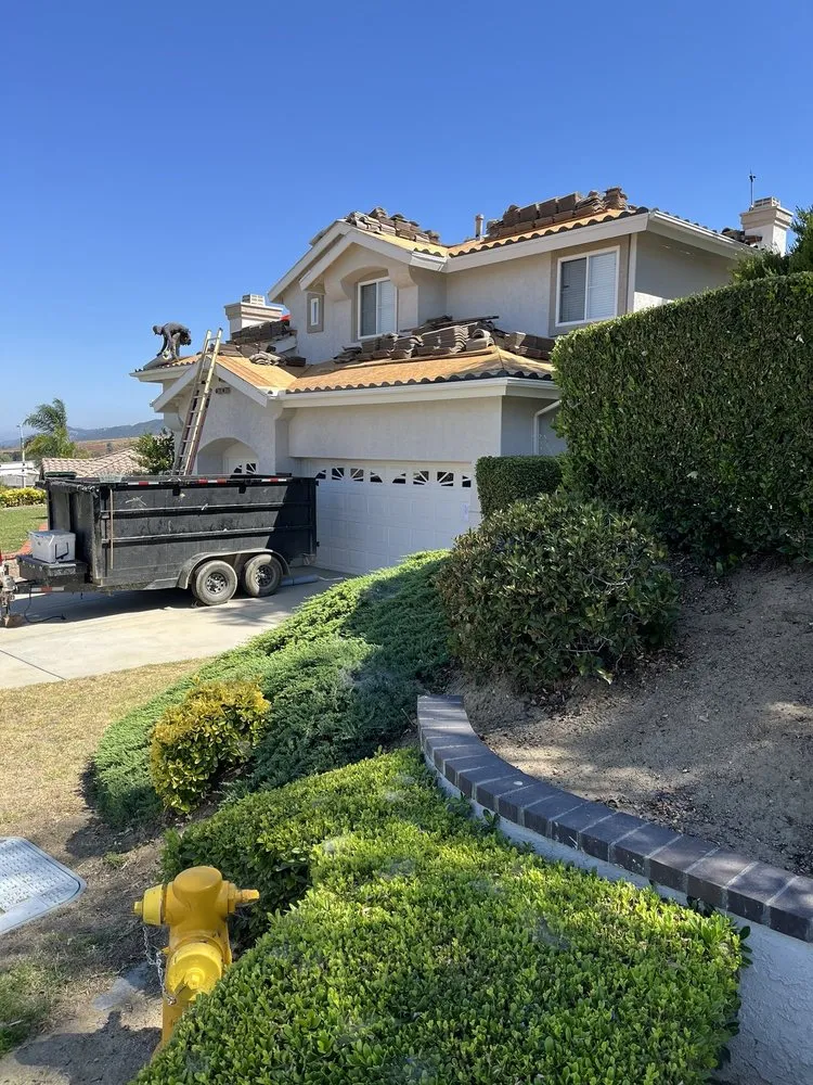 Slide of Frontline Roofing