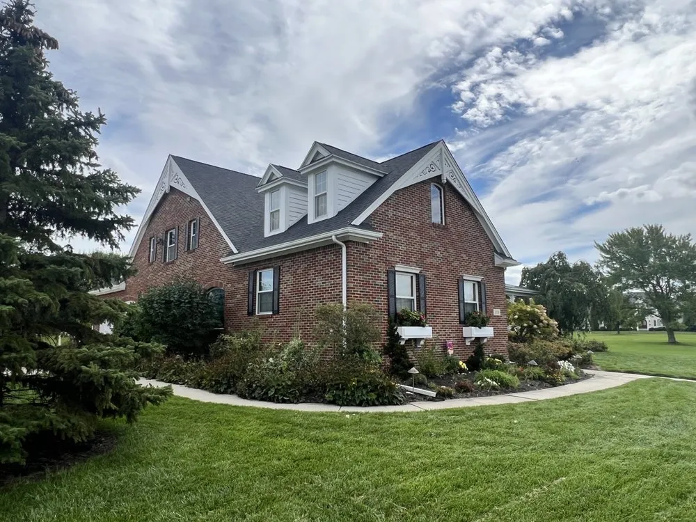 Slide of Frontline Roofing